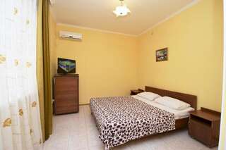 Гостиница Guest House Georgy Кабардинка Двухместный номер с 2 отдельными кроватями-6